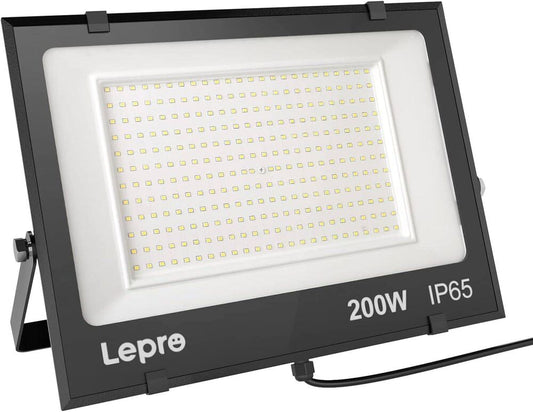 LED Strahler Außen, 200W LED Fluter Superhell Außenstrahler 24000LM, IP65 Wasserdicht 6500K Scheinwerfer Flutlicht mit 2835 SMD LEDs, Außenlampe für Garten, Innenhöfe, Garage, Hotel, Sportplatz