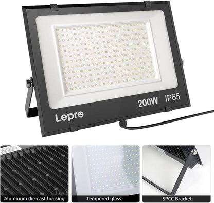 LED Strahler Außen, 200W LED Fluter Superhell Außenstrahler 24000LM, IP65 Wasserdicht 6500K Scheinwerfer Flutlicht mit 2835 SMD LEDs, Außenlampe für Garten, Innenhöfe, Garage, Hotel, Sportplatz